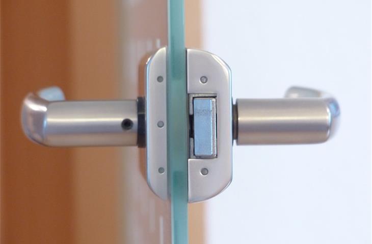 Essentials of Electrical Panel Door Locks - Blogs - 1