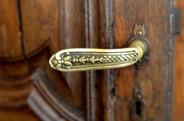 The Timeless Elegance of Antique Brass Hinges for Doors - Blogs - 3